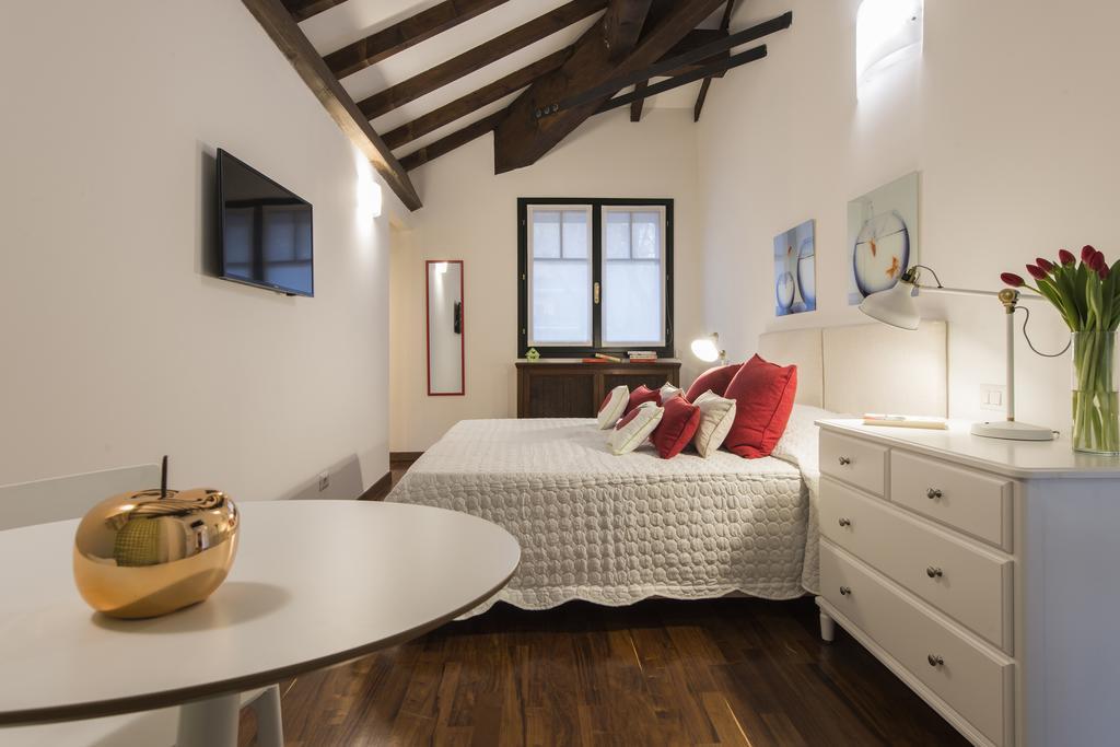 Suite Home Milano Fiera エクステリア 写真